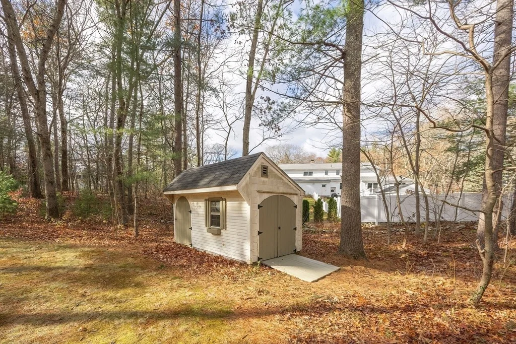 Photo of 11 Garry Dr
