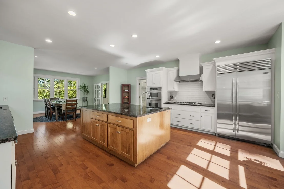 Photo of 250 Meadowbrook Road