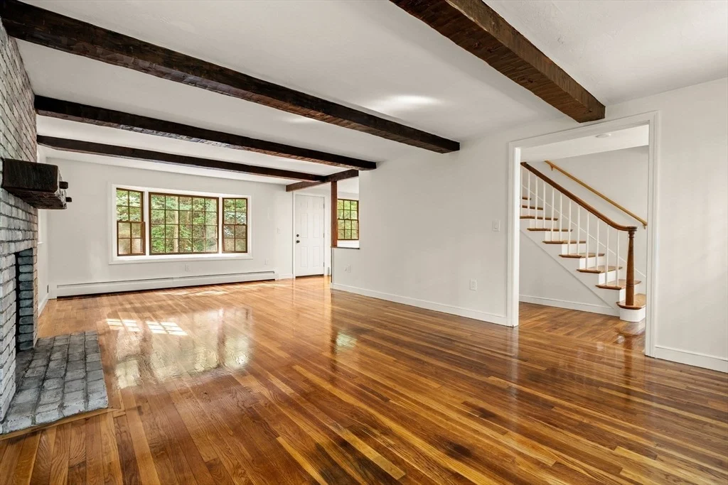 Photo of 123 Dutton Rd
