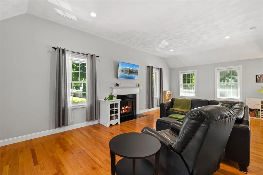 Photo of 69 Middlesex Ave