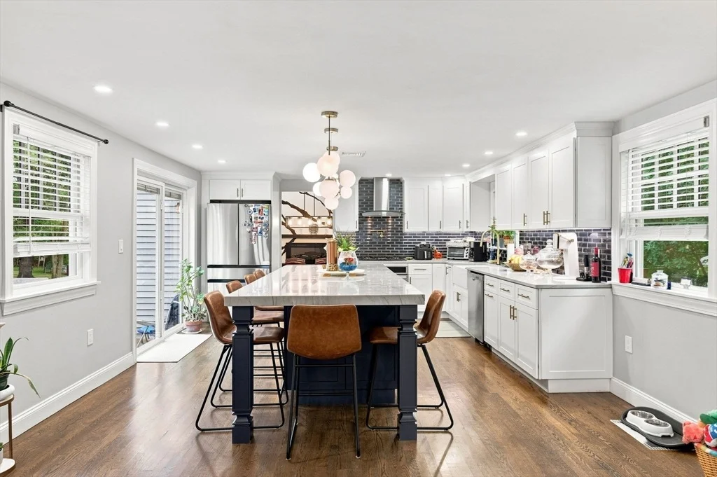 Photo of 161 Summer St