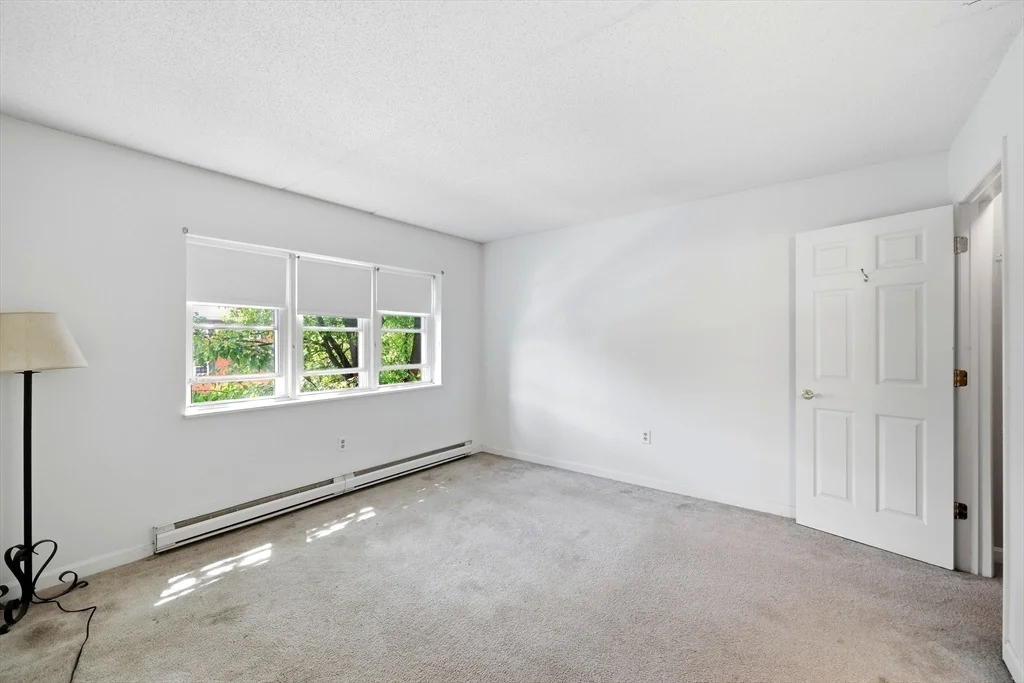 Photo of Unit F at 36 Maple Crest Cir