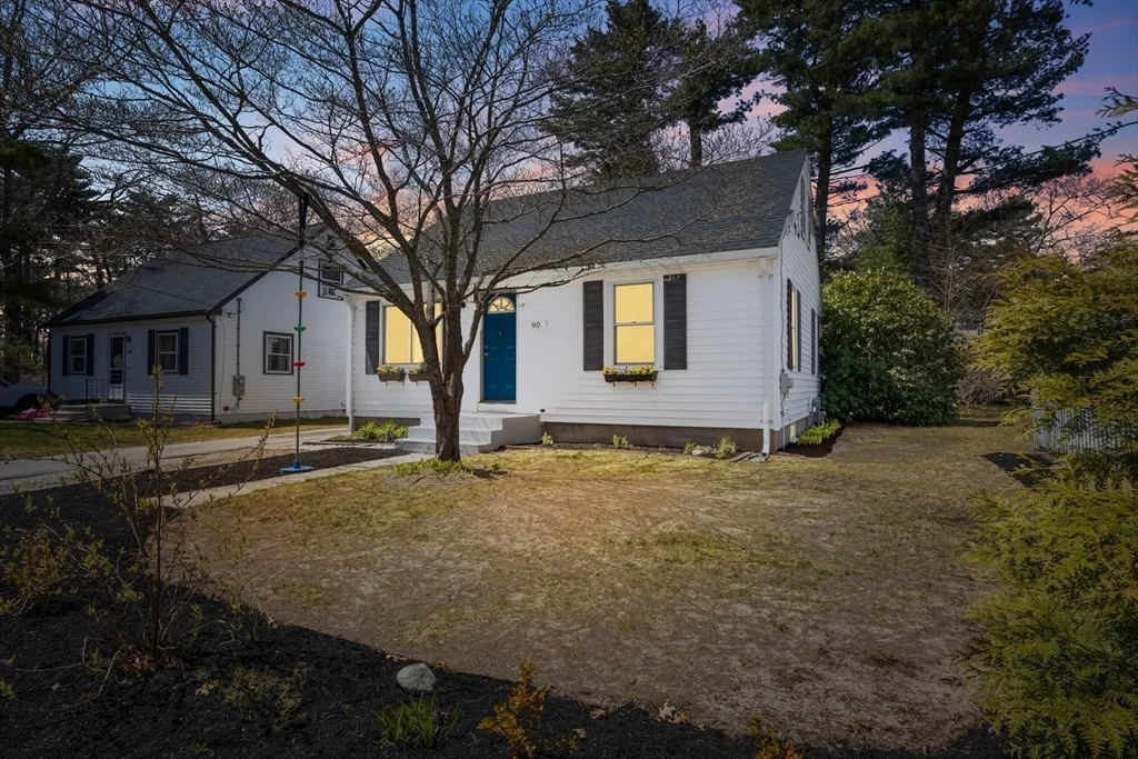 Photo of 90 Hathaway St