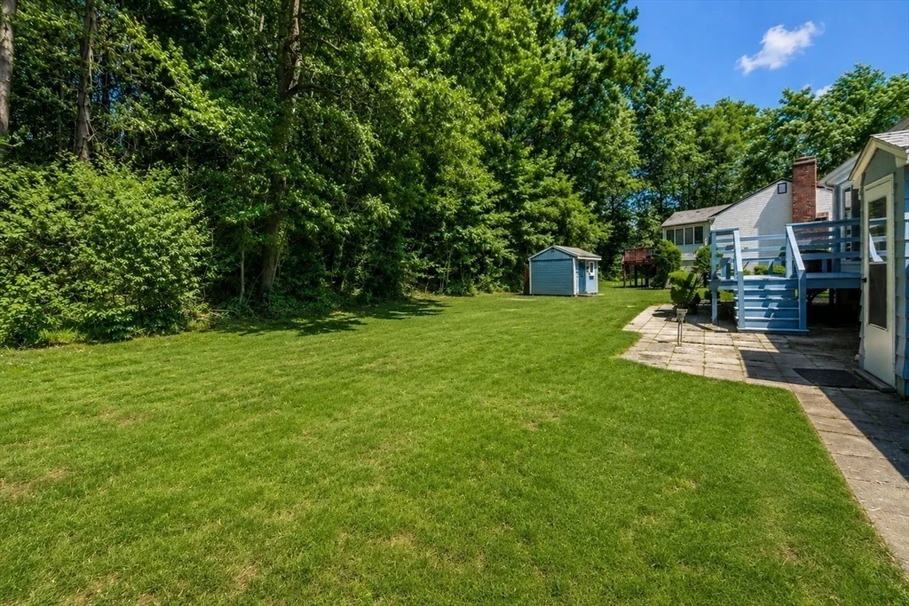 Photo of 33 Daniel Dr.