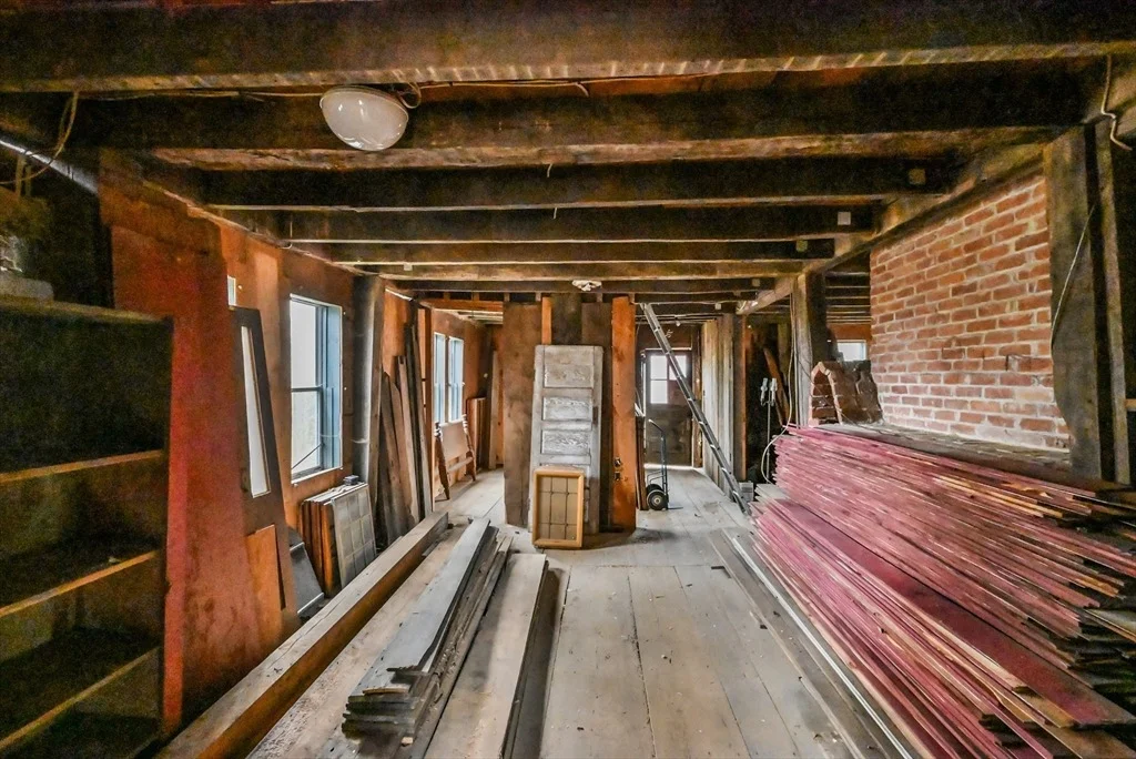 Photo of 203 Chamberlain Hill Rd