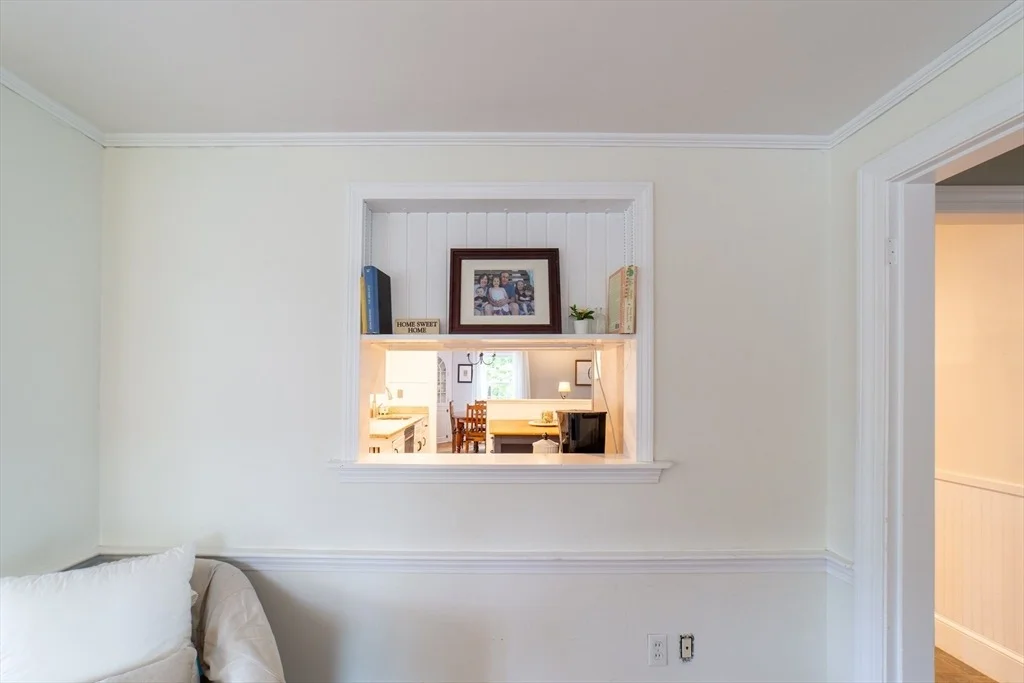 Photo of 30 Veery Rd