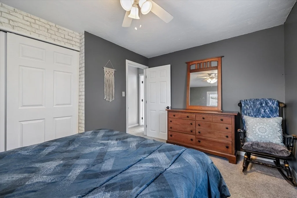 Photo of 75 Klebart Ave