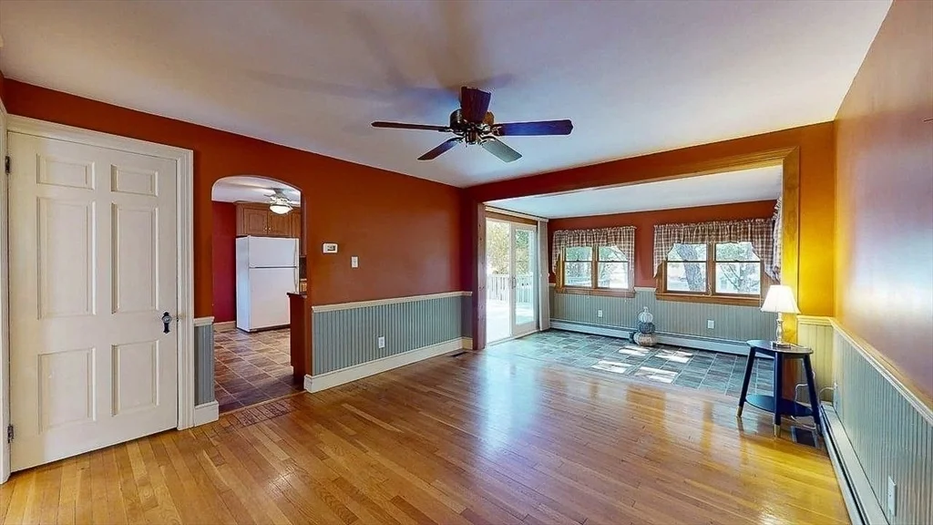 Photo of 14 Housatonic St