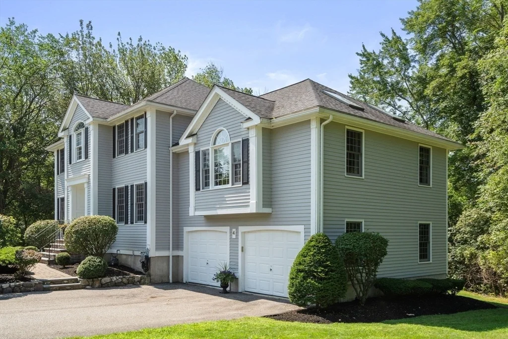 Photo of 4 Green Meadow Dr