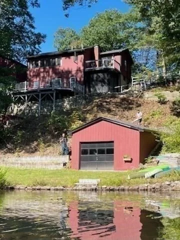 Photo of 16 Ridgewood Rd