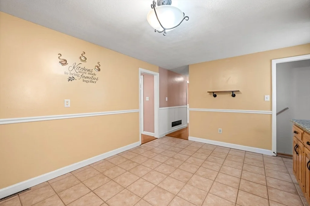 Photo of 6 Haskell Pl