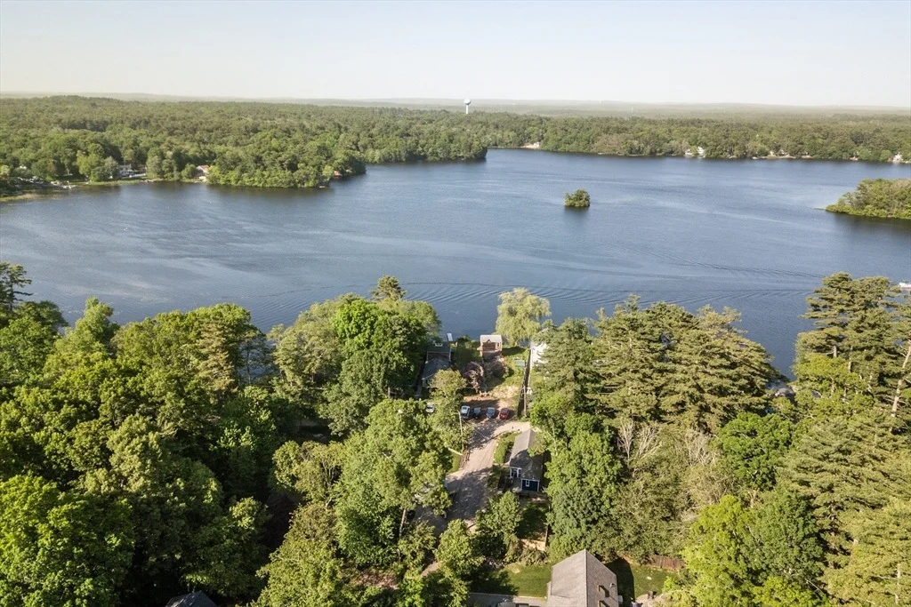 Photo of 254 Lakeside Road
