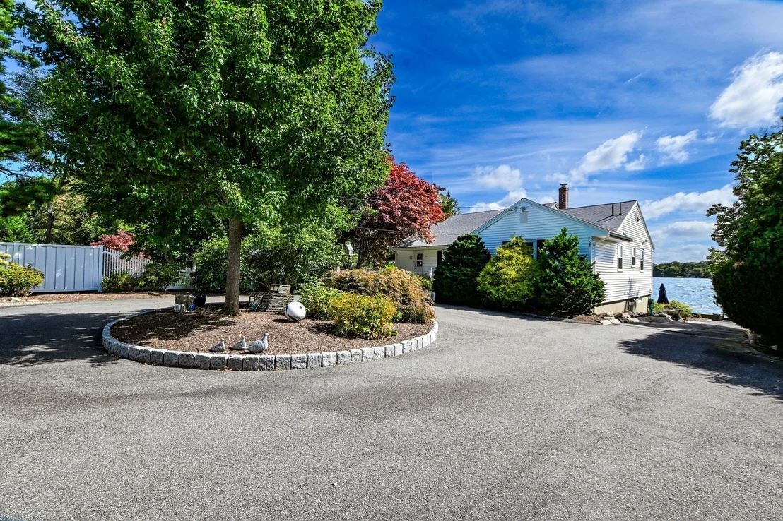 Photo of 188 Annable Point Rd