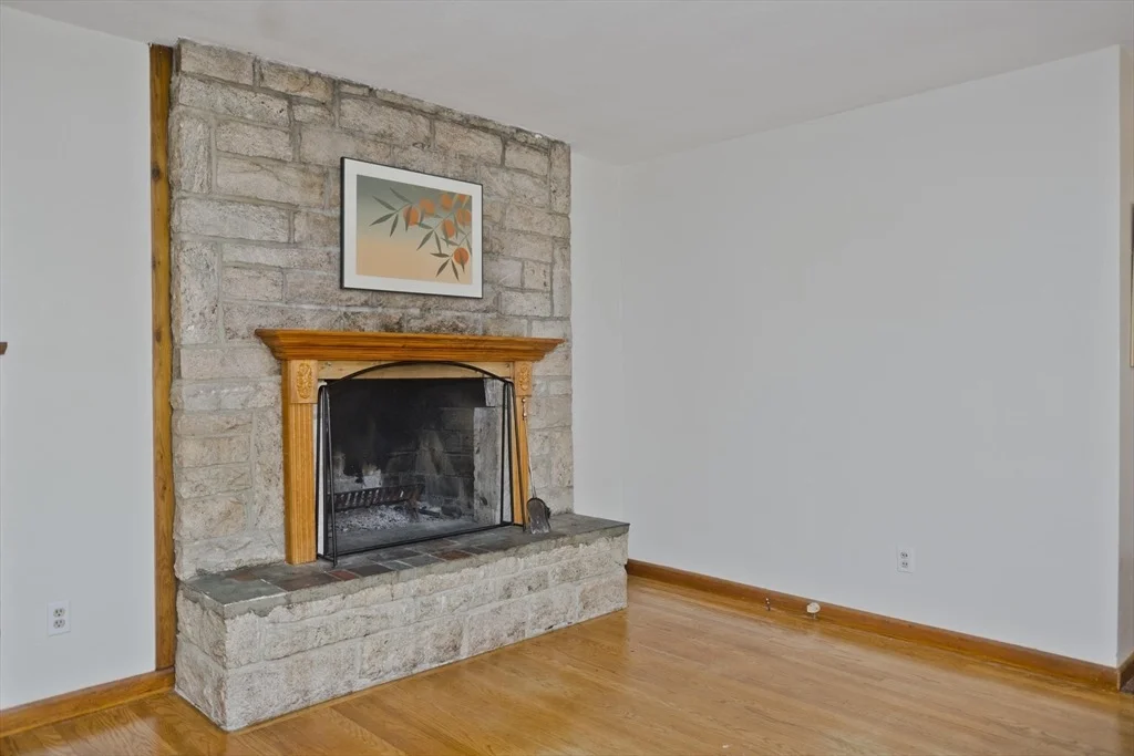 Photo of 42 Catalina Dr