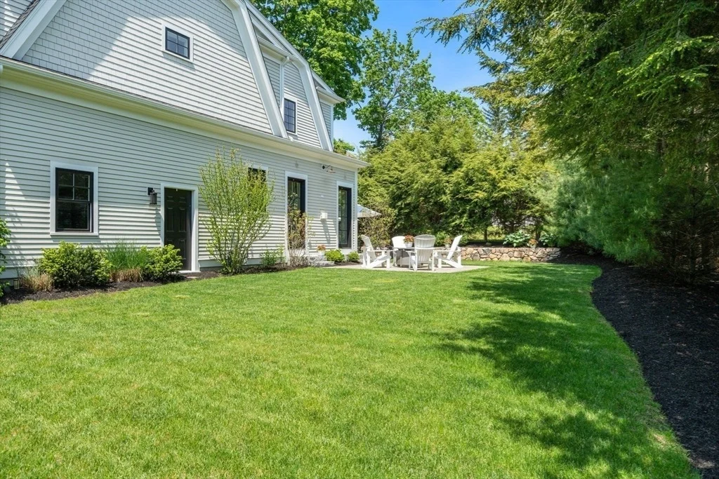 Photo of 33 Hickory Rd