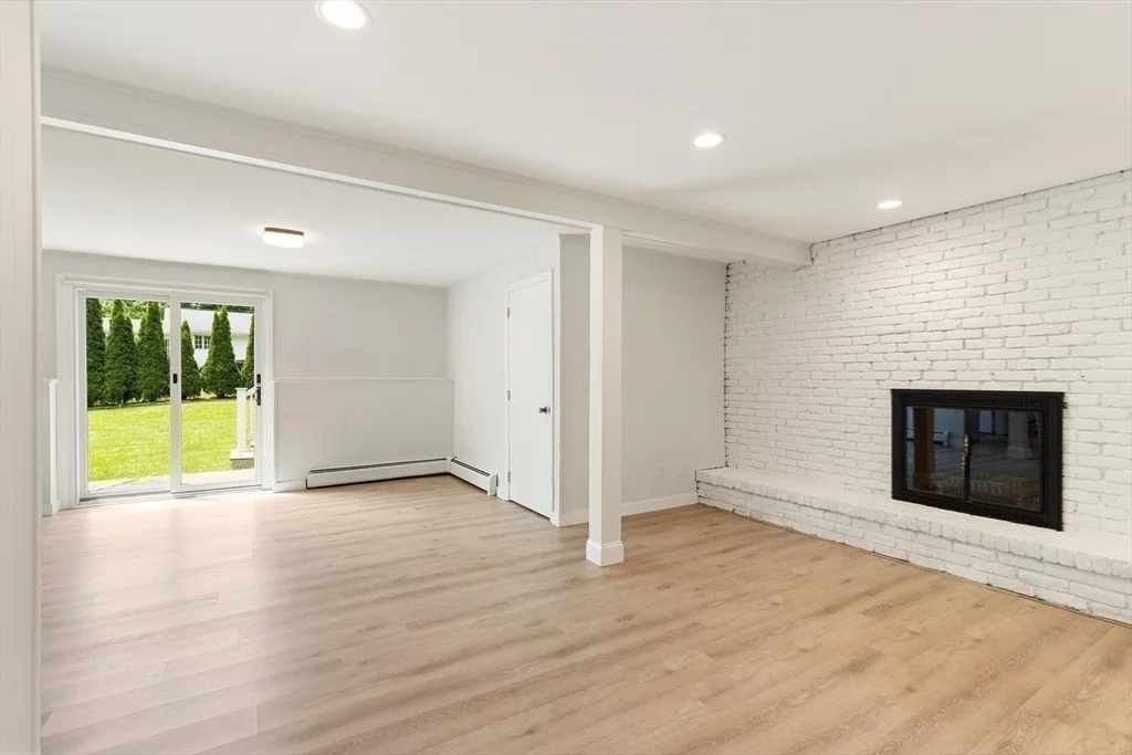Photo of 1 Brackenbury Lane
