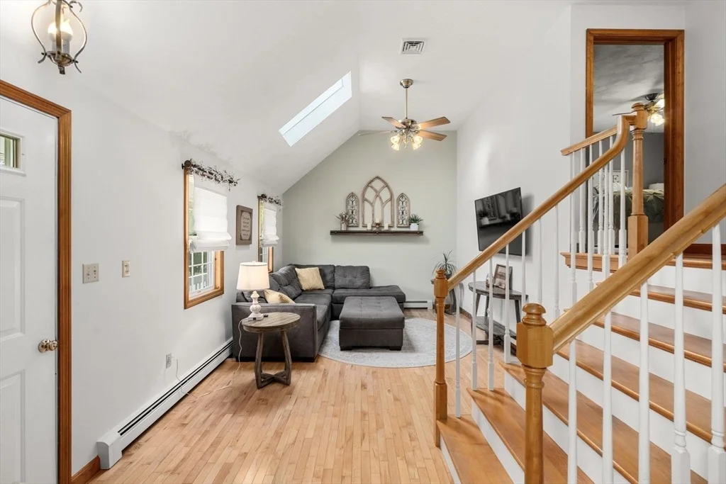 Photo of 77 Gregory Dr