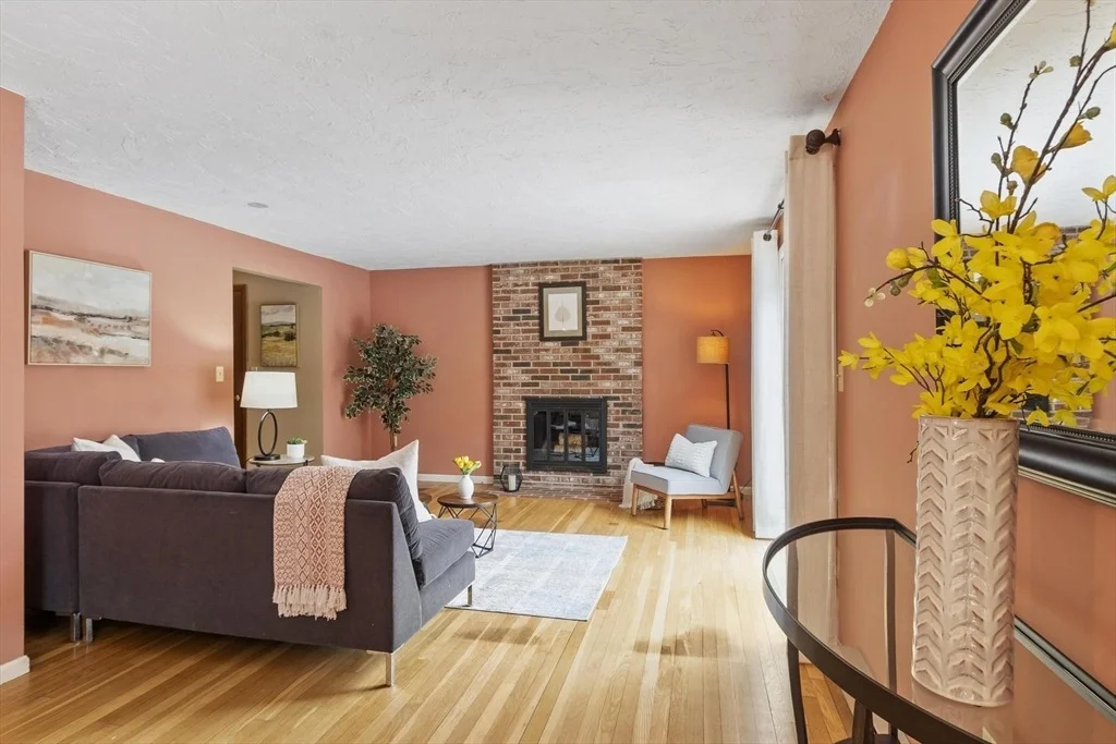 Photo of 12 Birch Ln