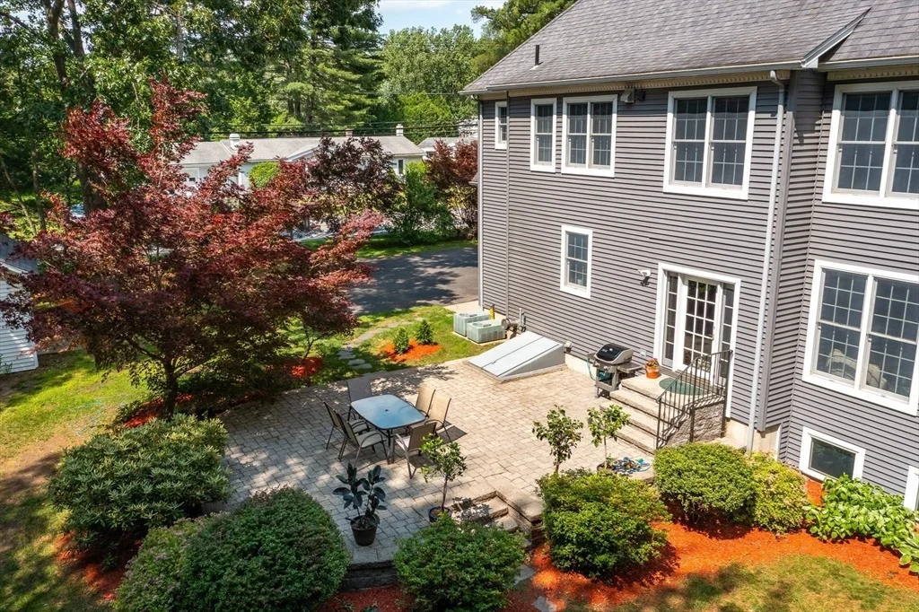 Photo of 294 Cardinal Way