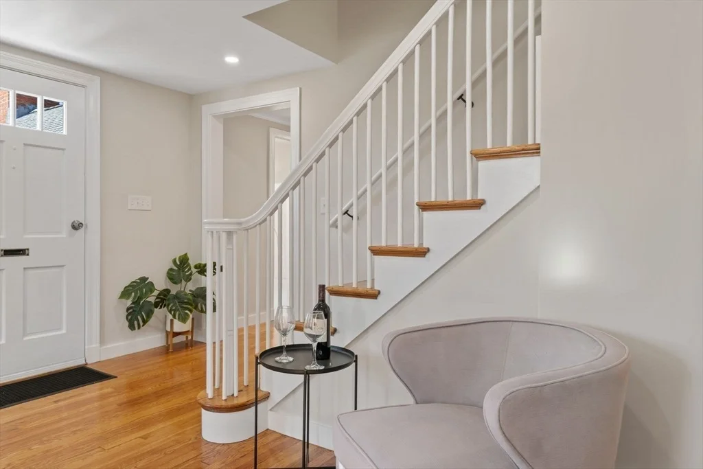 Photo of 6 Puritan Ln