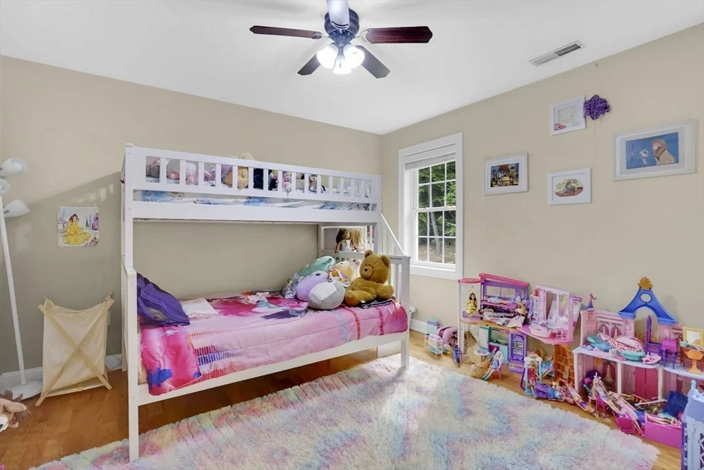 Photo of 32 Bissonnette Cir