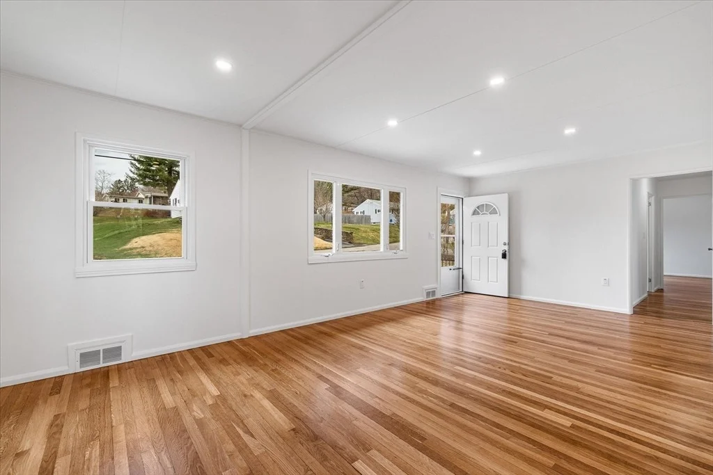 Photo of 26 Roosevelt Dr