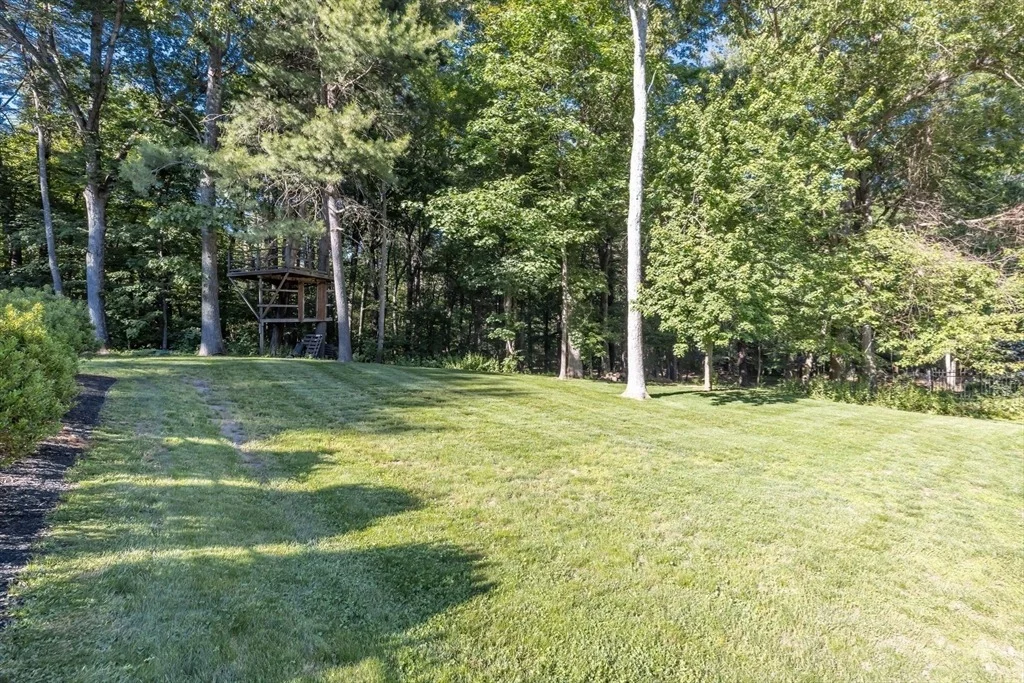 Photo of 10 Winston Rd.