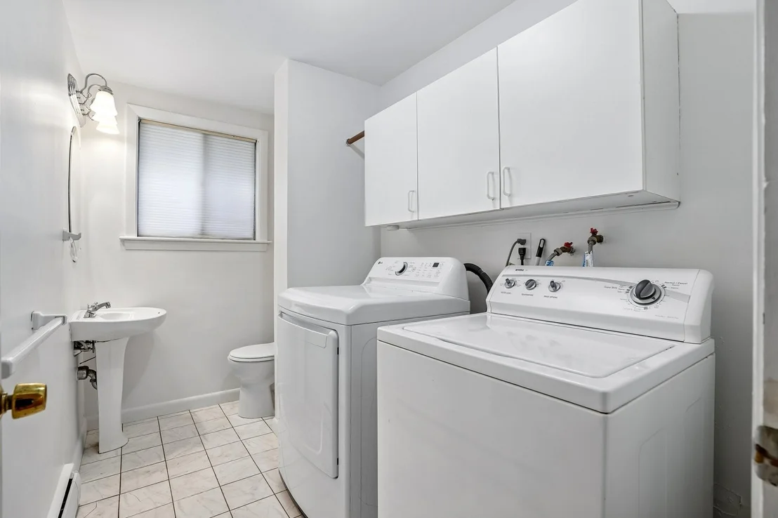 Photo of 31 Madison Ave
