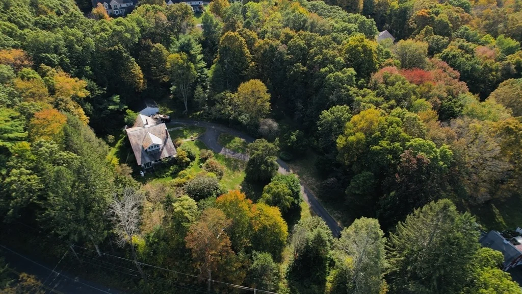Photo of 83 Mountain Road