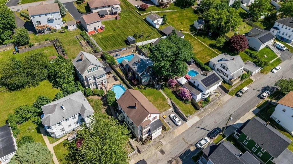 Photo of 87 Stowe St