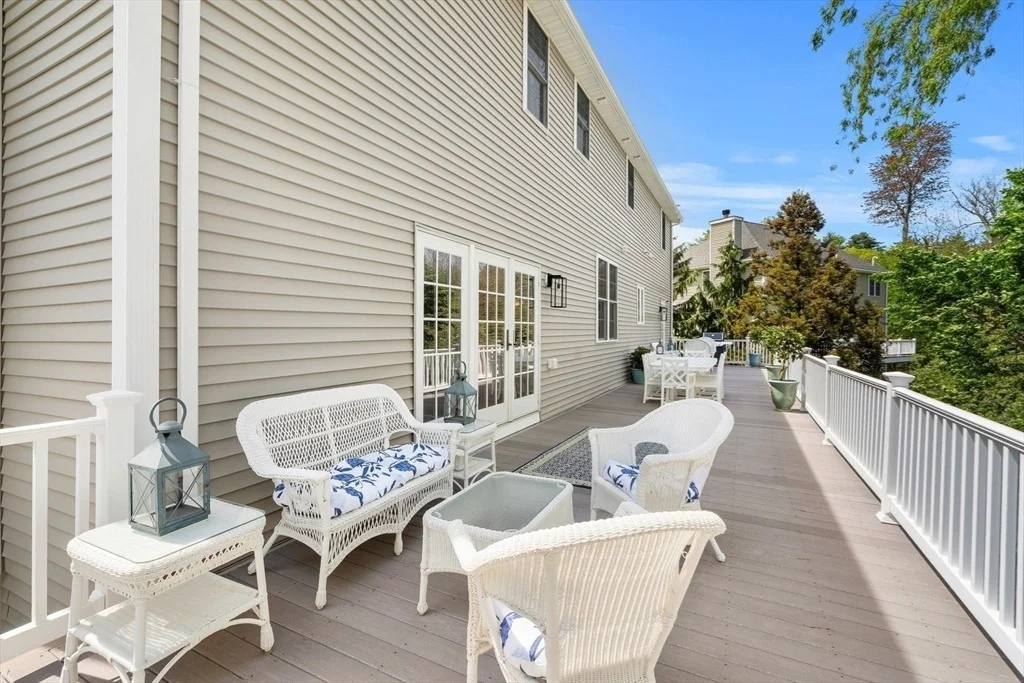 Photo of 10 Yankee Way
