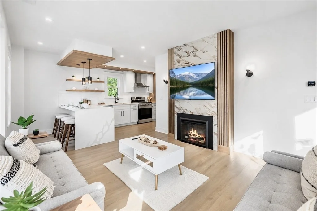Photo of 526 Cabot