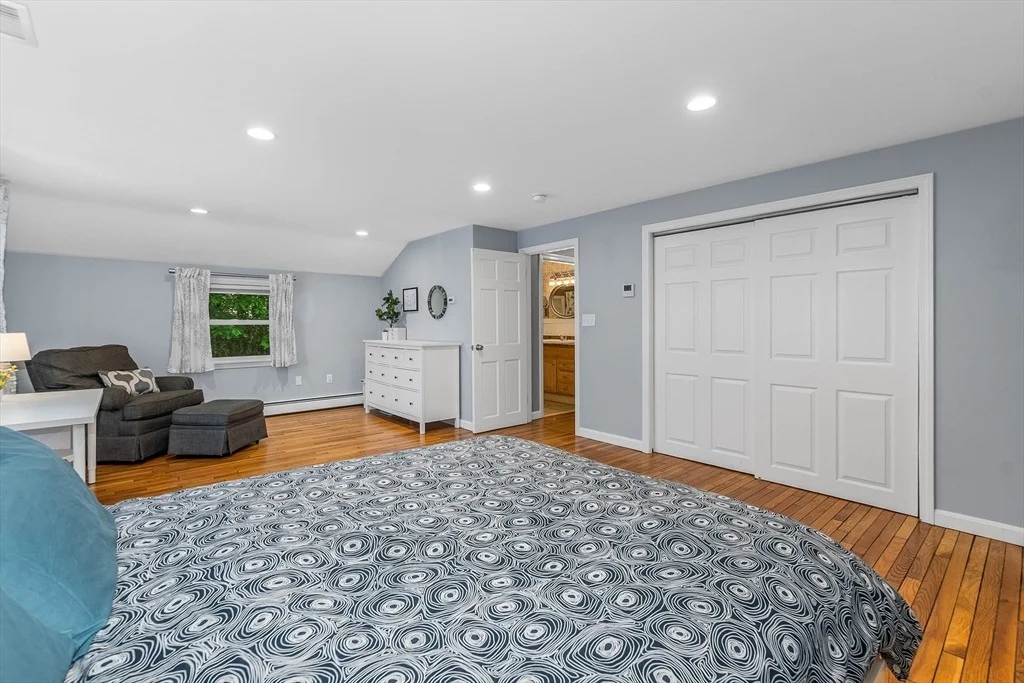 Photo of 33 Overlook Ave