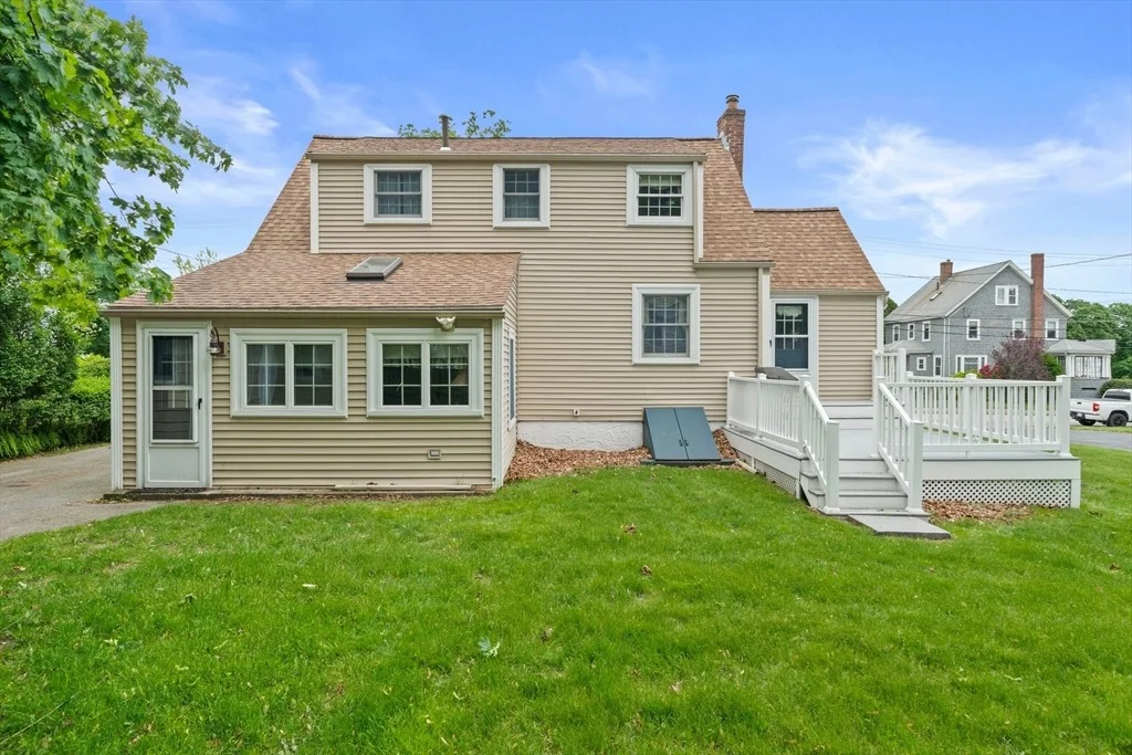 Photo of 205 River Street