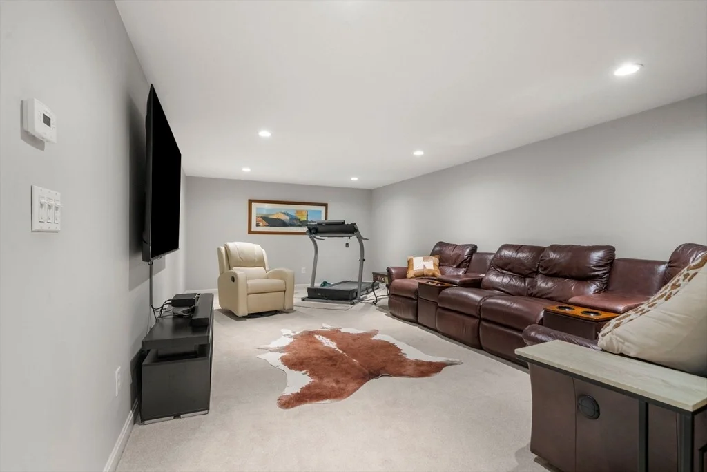 Photo of 20 Truman Ln