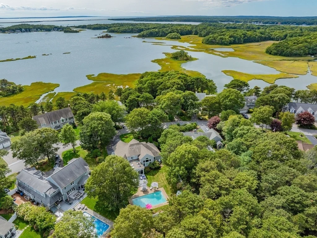 Photo of 72 Bayshore Drive