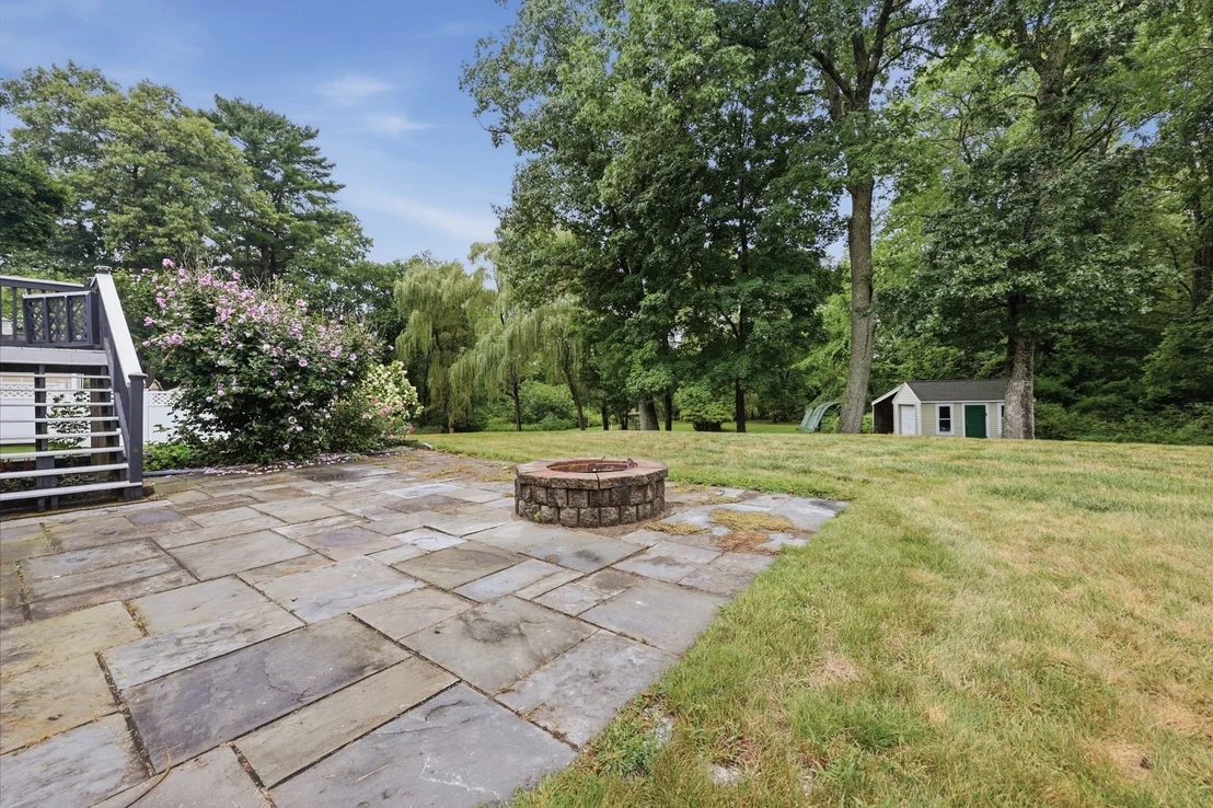 Photo of 104 Elm Street