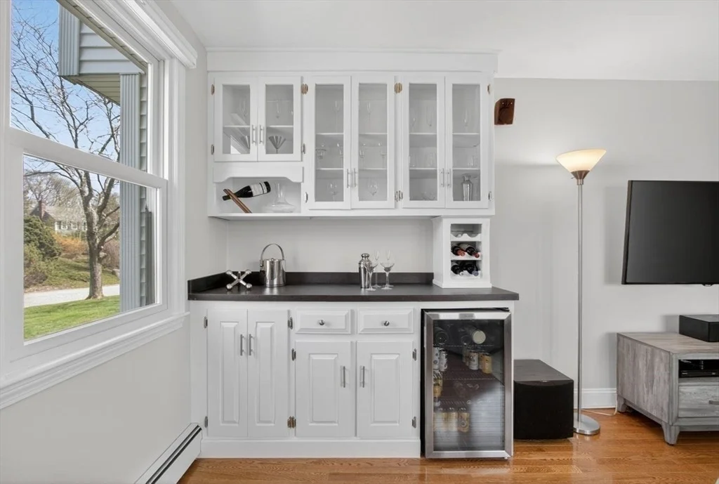 Photo of 294 Bear Hill Road