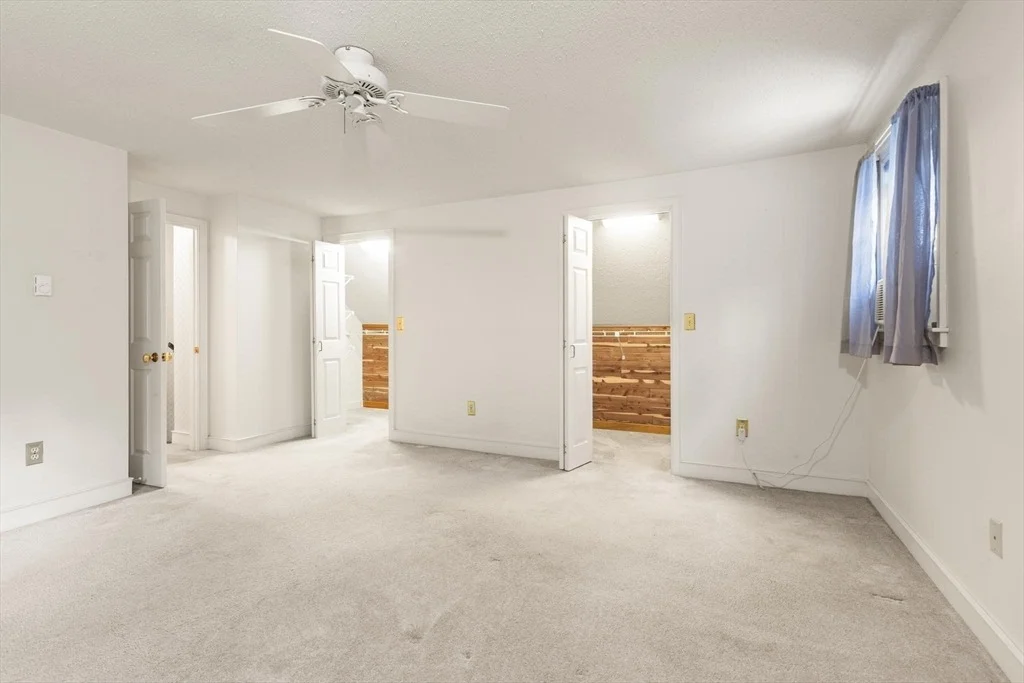 Photo of 653 Townsend Road