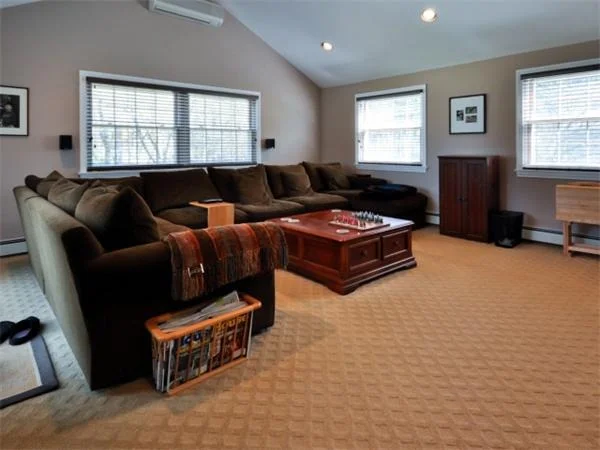 Photo of 35 Howe Road