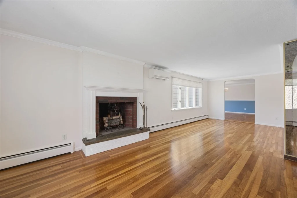 Photo of 5 Manter Ct