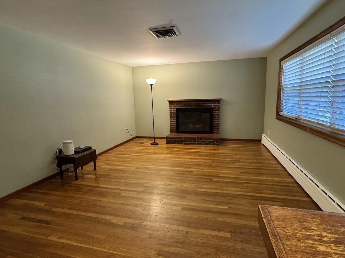Photo of 56 Valleyview Rd