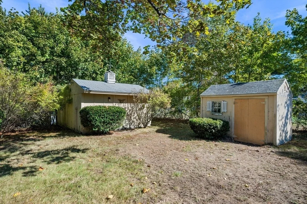 Photo of 8 Intervale Ave