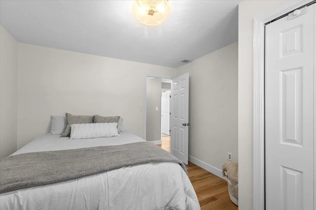 Photo of 21 Cooper Dr