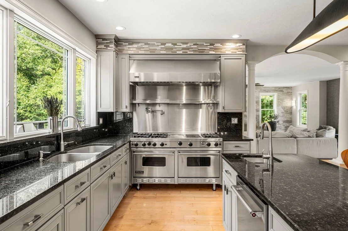 Photo of 9 Grandview Rd