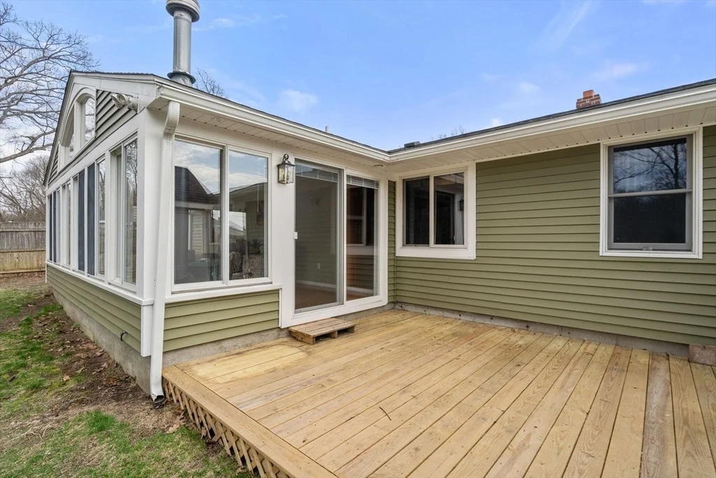 Photo of 15 Martindale Rd
