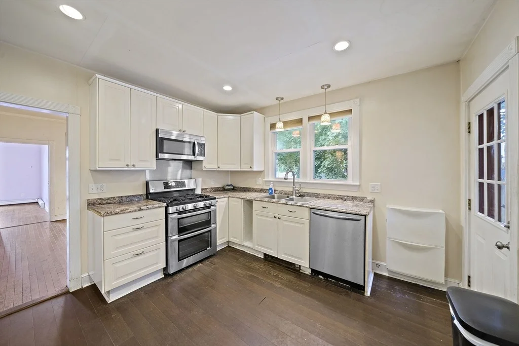 Photo of 43 Hobart Square