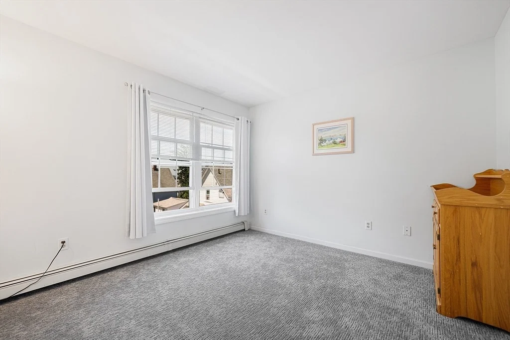 Photo of Unit F at 184 Hancock St