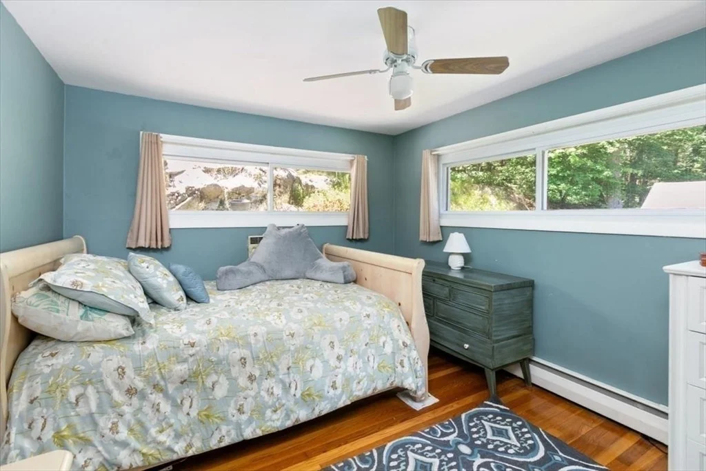 Photo of 38 Brimbal Ave
