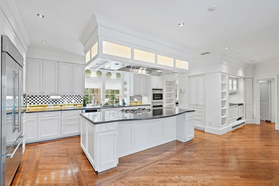 Photo of 135 Marsh St